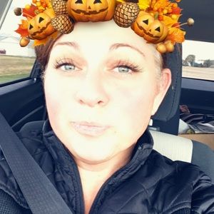 Meet your Posher, Janelle